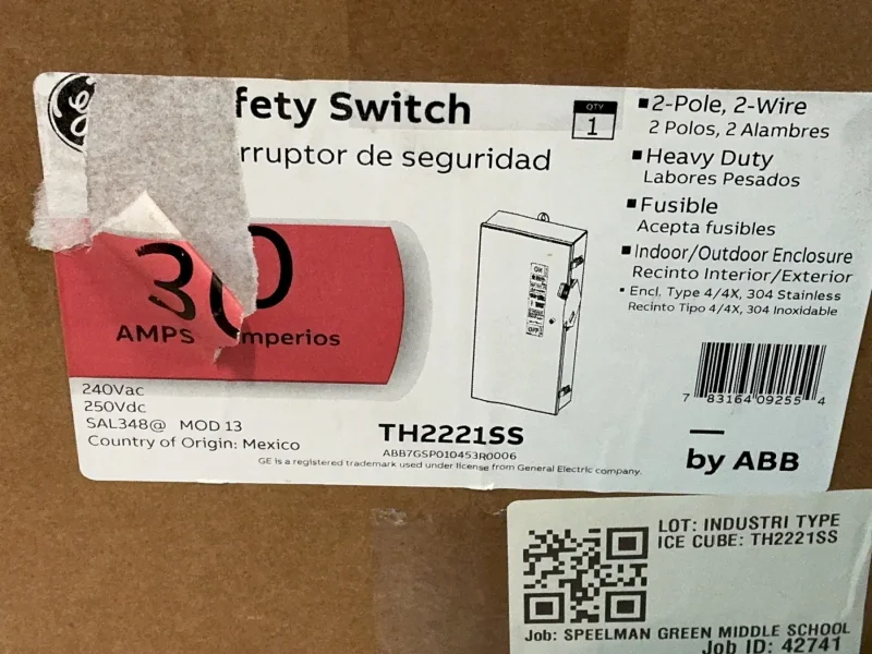 GENERAL ELECTRIC SAFETY SWITCH  -  TH2221SS