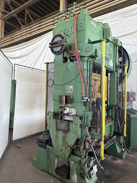 100 TON MINSTER P2-100-48 PIECE MAKER STRAIGHT SIDE HIGH SPEED PRESS. STOCK # 0773225