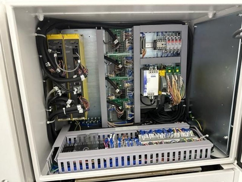 Miyano GN3200W 2F3 CNC Lathe, 2020-Mandrel Chucks,Chip Conveyor,Fanuc Controller, Twin Gantry,C- Axis