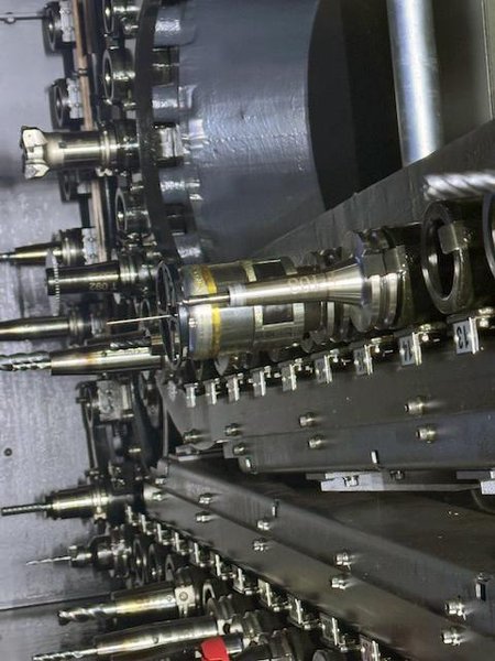 Doosan DVF 5000 5-Axis VMC, 2022 – 18K Spindle, 120 ATC, Through Spindle Coolant/Air, 8 Pallet Changer, Probing, Mist Collector, Conveyor