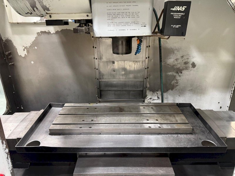 2001 HAAS VF-2B CNC VERTICAL MACHINING CENTER USED