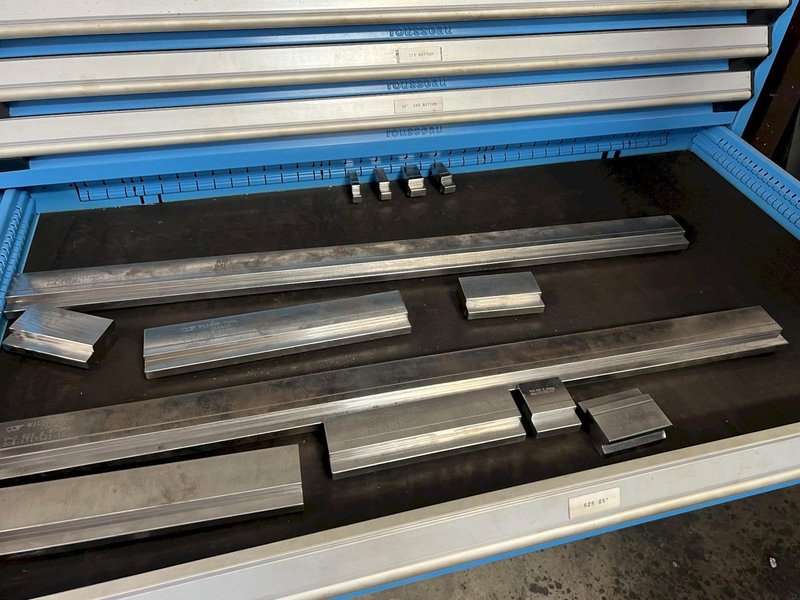 Accurl Euro Pro B32250 Press Brake