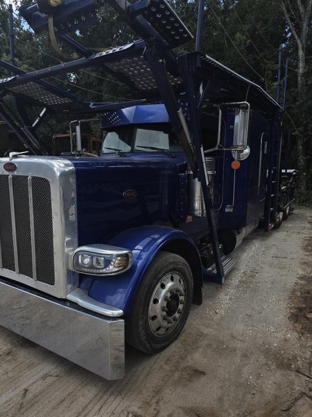 2022 Peterbilt  1NPXLP9X0ND758041
