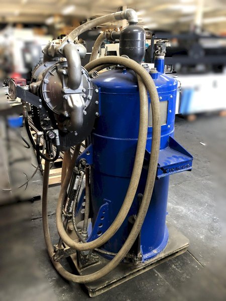 Xtractor XR2500SHD Garnet Removal System equipped with 3000 Lb Capacity, Sandpiper Pump, Hydraulic Dump, Mounting Frame