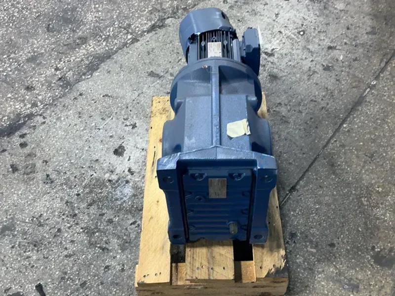 Sew-eurodrive 4.4 Hp Gear Drive - Ka97b Drs100m4be5hr