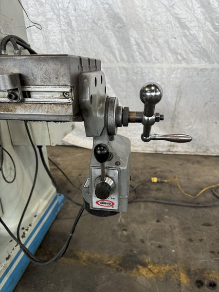 3 HP ACRA AM3VVAL VERTICAL KNEE MILL. STOCK # 0259224