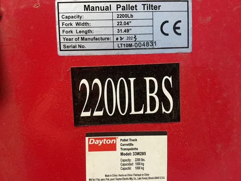 DAYTON 2200LBS MANUAL PALLET TILTER   -  33W285