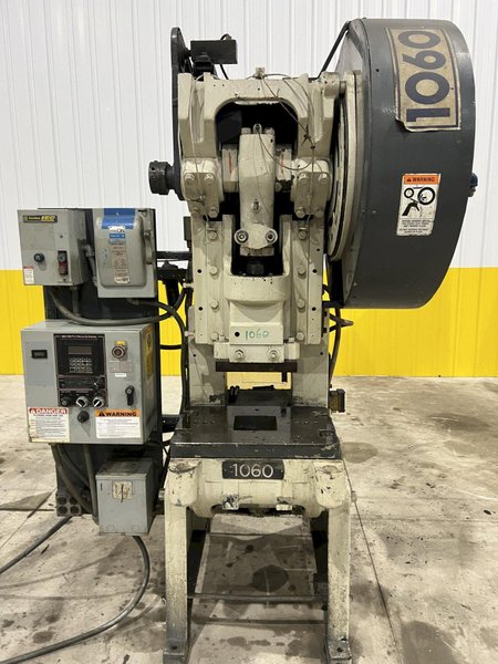 32 TON MINSTER MODEL #4 OBI PRESS, 3" STROKE: STOCK #20189