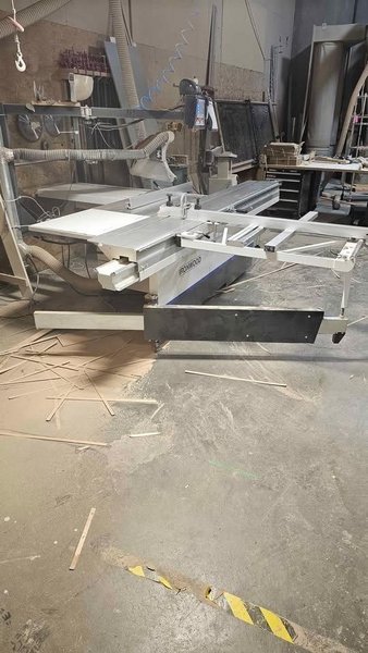 Ironwood SL300 Sliding Table Saw, 2023 – Full Length Bridge Clamp