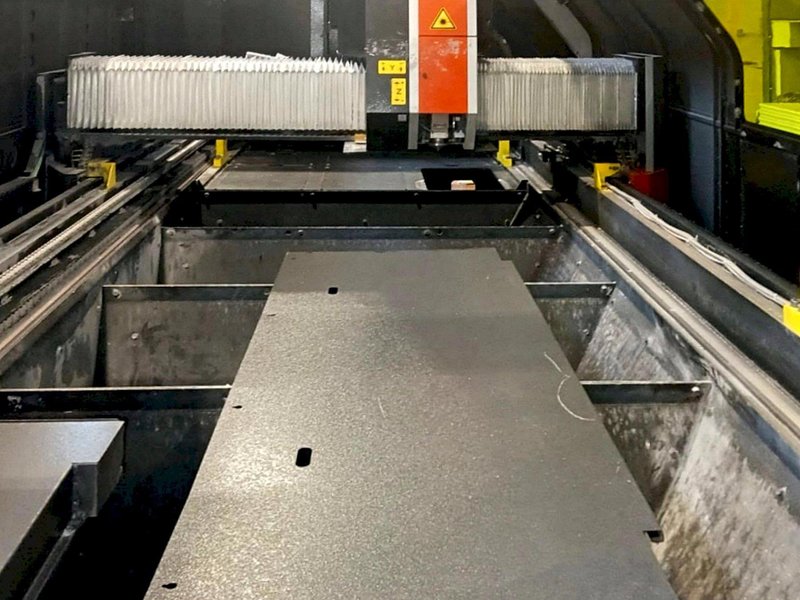 Amada Ventis 3015 AJ Fiber Laser