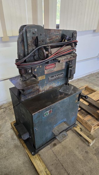 SCOTCHMAN HYDRAULIC IRONWORKER. STOCK # 1001525