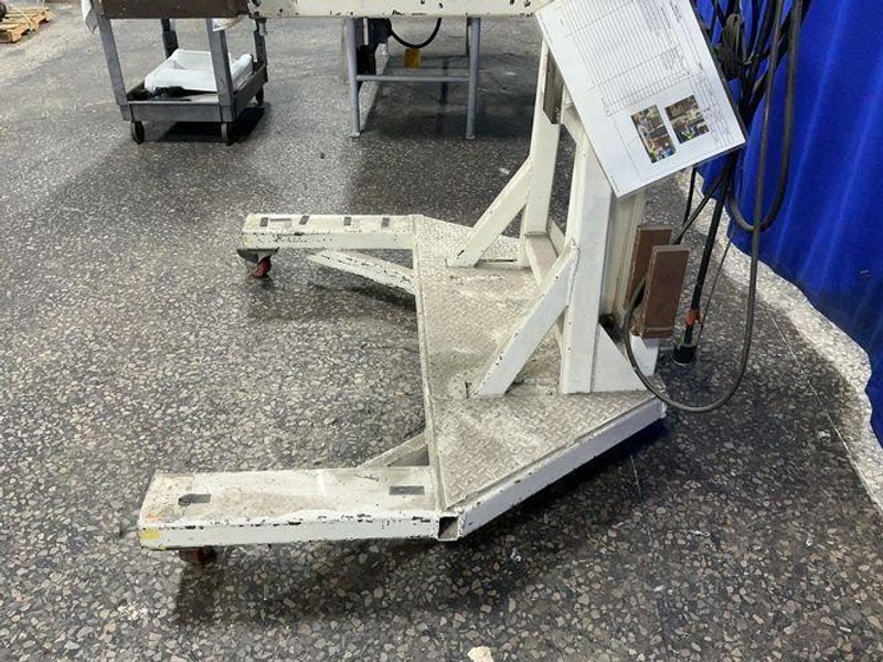 BRANSON ULTRASONIC WELDER  -  900 SERIES