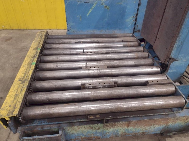20,000 LBS BRANER HYDRAULIC COIL UPENDER WITH POWER FEED CONVEYOR: YOBRO #25238