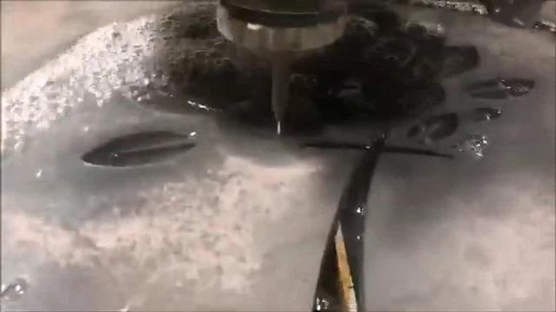 6′ x 24′ Flow Mach 3 7320B CNC Waterjet, 2009 – 87k PSI