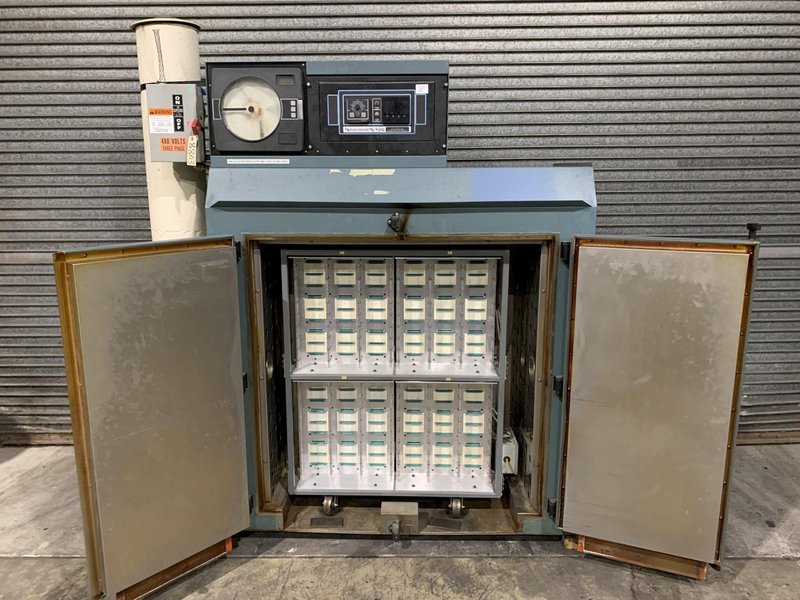 Blue M 326 Batch Oven
