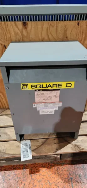 SQUARE D 15 KVA TRANSFORMER HV480 LV 208y/120 NEW