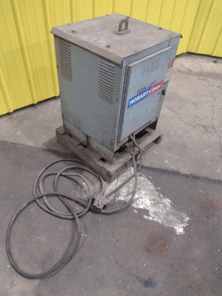 HOBART BATTERY CHARGER: STOCK #21086
