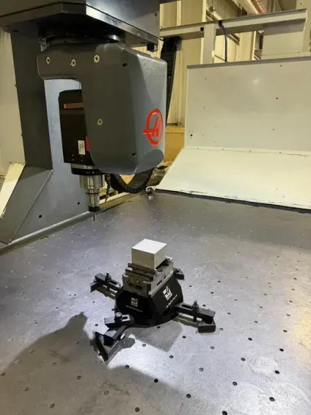 2019 HAAS GM-2-5AX | Millers, Gantry, CNC