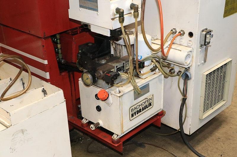 7.9″ x 15.7″ Studer S20-2 Compact Universal Cylindrical Grinder, 1989 – Tailstock, Grinding Attachment