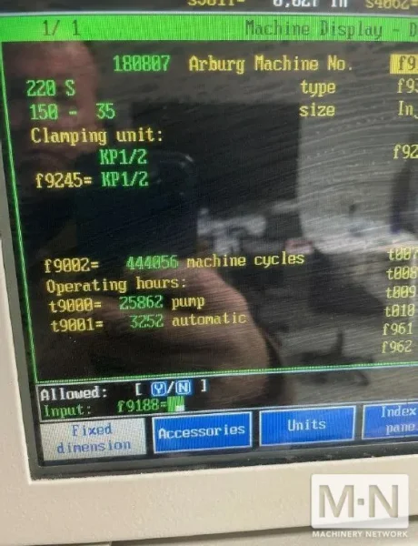 17 TON .05 OZ ARBURG MODEL 220S-150-35 INJECTION MOLDING MACHINE MFG 2000 WITH VERY LOW HOURS