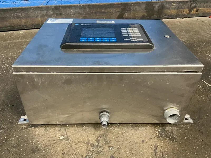 ALLEN-BRADLEY, TRICORE AEA CONTROL PANEL BOX WITH PANELVIEW 600 READOUT  -  PANELVIEW 600