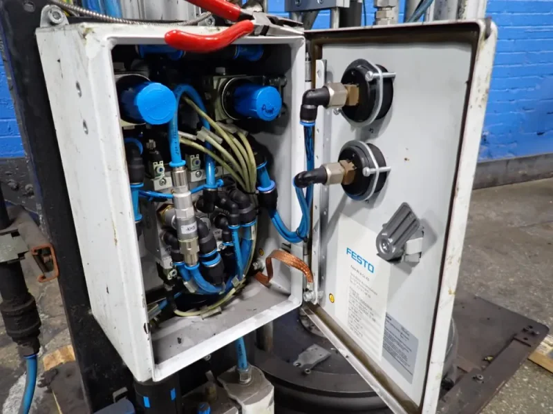 8 BAR ADHESIVE DISPENSING SYSTEM
