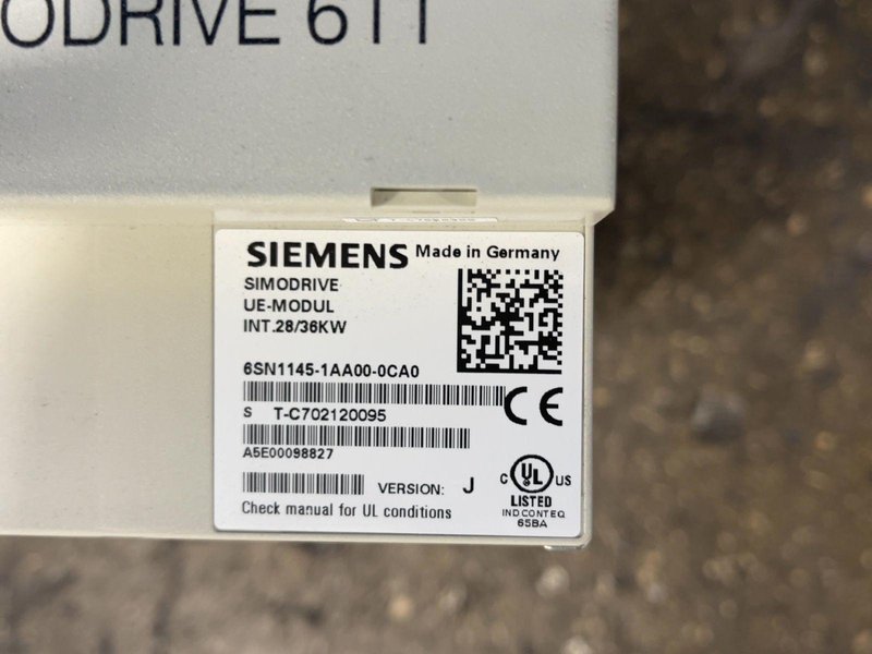 Siemens  Simodrive 611 Infeed Module  - 6sn1145-1aa00-0ca0