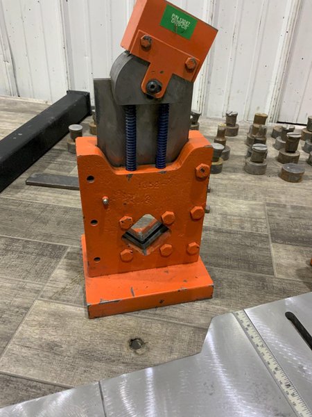 70 TON SCOTCHMAN MODEL # DO70-24M HYDRAULIC IRONWORKER: STOCK #80853