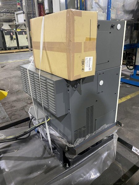 FANUC – R-2000iC/210F w/ R30iB PLUS Controls &amp; Leoni Dress Pack NEW