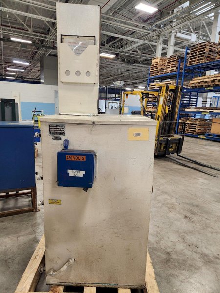 DONALDSON TORIT MODEL 84 DUST AND SMOKE COLLECTOR USED
