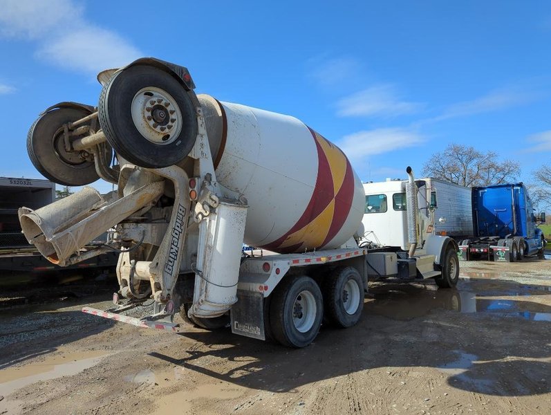 2016 Kenworth W900 1NKWXPEX2GJ474877