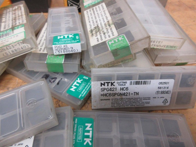 Replaceable Boring Heads, Kennametal &amp; Valenite and Carbide Turning Inserts- Auction Item