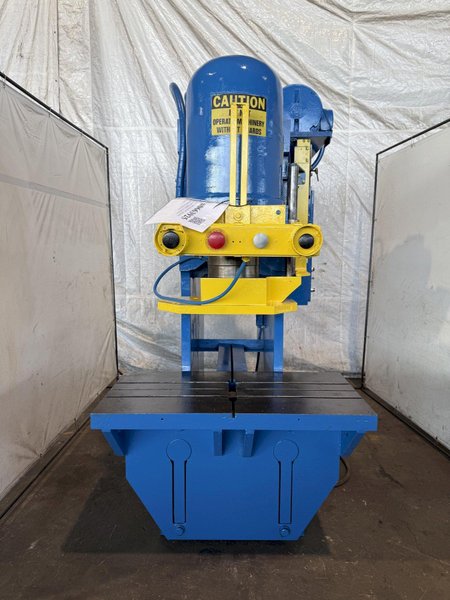 150 TON PACIFIC MODEL 150PF PRESS FORMER. STOCK # 0663925