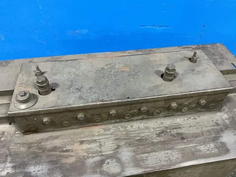 The Lockformer Co  18 Ga  Lockformer