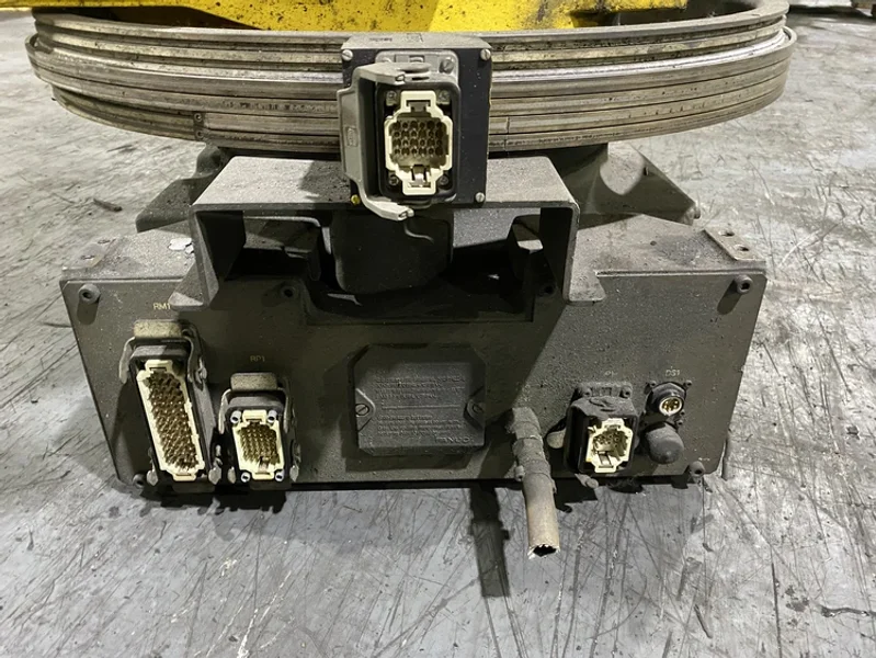 FANUC – R-2000iA/165F w/ R-J3iB Controls USED **Teach Pendant NOT INCLUDED