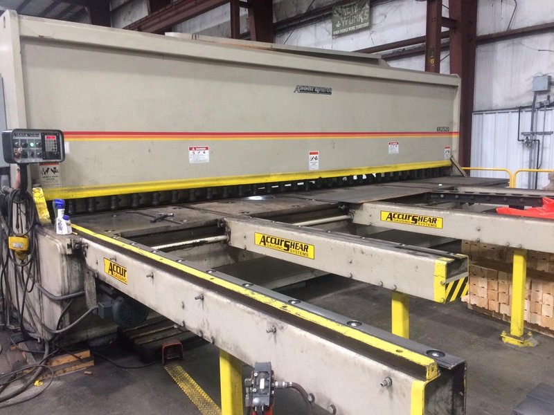 20&#039; x 5/8&quot; ACCURSHEAR MODEL #662520 HYDRAULIC SHEAR WITH MET FAB STACKER: STOCK #15686
