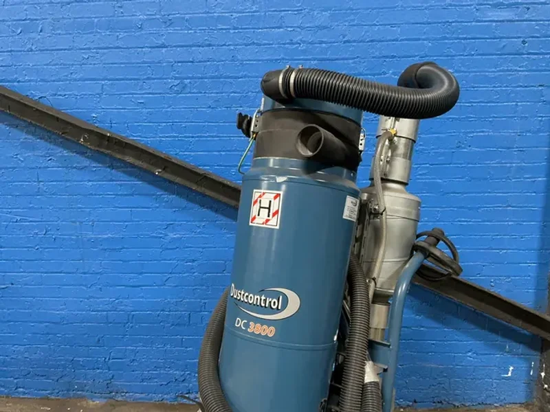 DUSTCONTROL AB PORTABLE DUST COLLECTOR   -  DC 3800TR EX