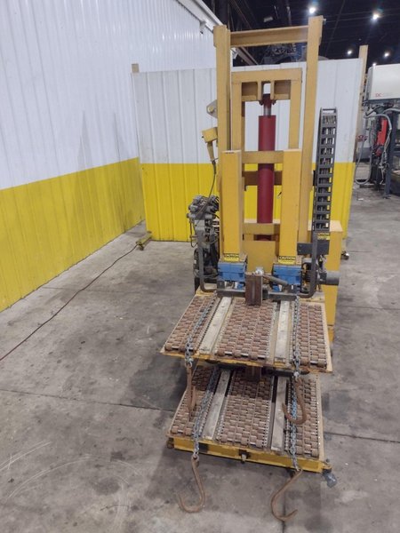 3,000 LBS GREEN VALLEY DOUBLE LEVEL MODEL #2332 DIE CHANGOVER CART: YOBRO #24611