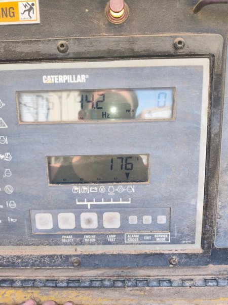 Cat XQ350 400 kVA Mobile Generator, 2001
