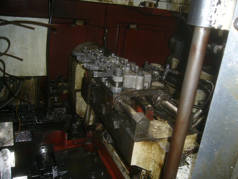 Asahi Sunac Model AF-1414-3 Three Die Progressive Header