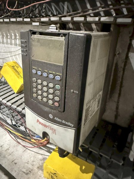 36" x 48" x 8 WHEEL PANGBORN ROTOBLAST PASS THROUGH HANGING CONVEYOR SHOT BLAST MACHINE: YOBRO #24717