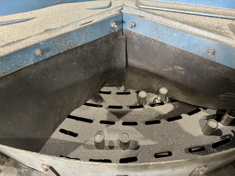 48&quot; TABLE VIKING MODEL #4812CT CONTINUOUS SHOT BLAST PARTS CLEANING SYSTEM, NEW IN 2017: STOCK #22469