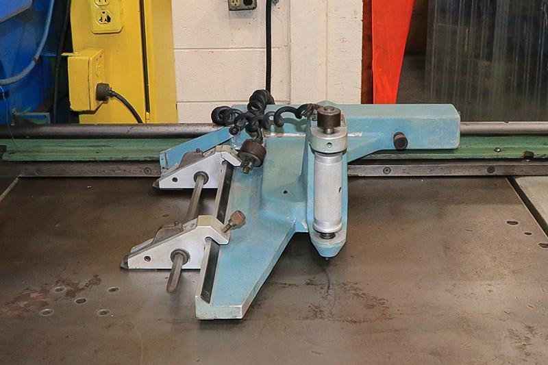 30 TON STRIPPIT SEMI-AUTOMATIC FABRICATOR  MODEL SUPER 30/30