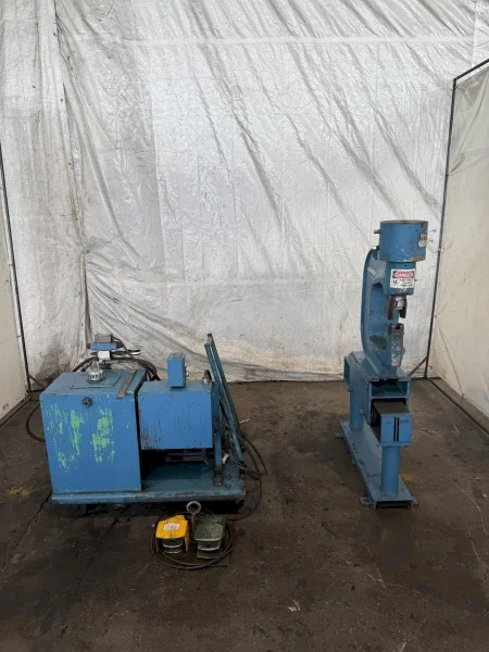 70 TON WHITNEY C-FRAME HYDRAULIC WEB PUNCH WITH POWER UNIT: STOCK #23389
