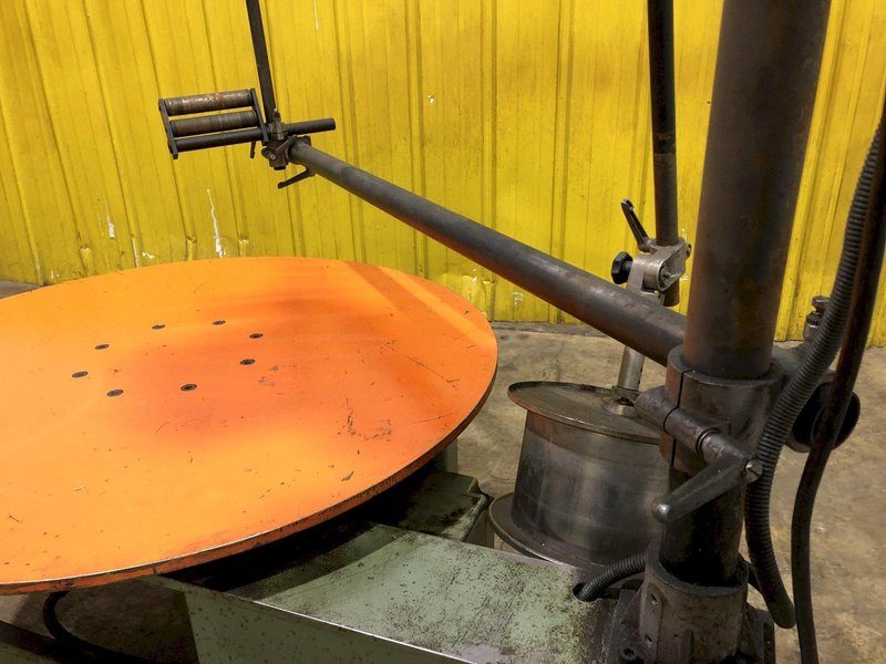 3,500 LB X 40" DYNAMIC FEEDS MODEL #PH-1000 MOTORIZED PALLET TYPE HORIZONTAL COIL REEL DECOILER: STOCK #17300