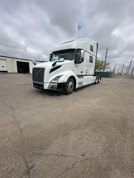 2022 Volvo VNL64T860 4V4NC9EJ2NN303105