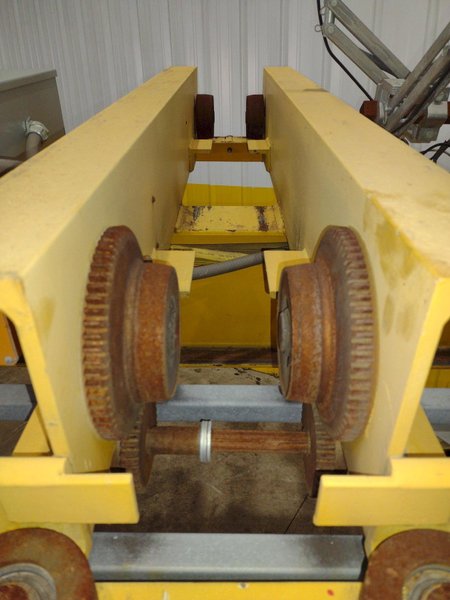 3 TON X 17’ F&amp;G / LOAD LIFTER UNDER-SLUNG POWERED CRANE: STOCK #22971