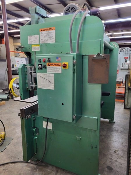 65 TON X 8FT Piranha 6508 Press Brake, 2000
