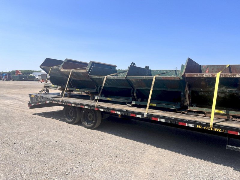 2 CU YD X 4,000 LBS JESCO DUMP HOPPER: STOCK #23210