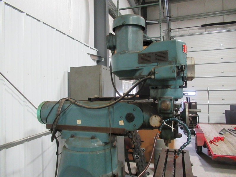 Enco 100-1529 Vertical Knee Mill, 9x42 Table, Power Table Feed, DRO- Auction Item